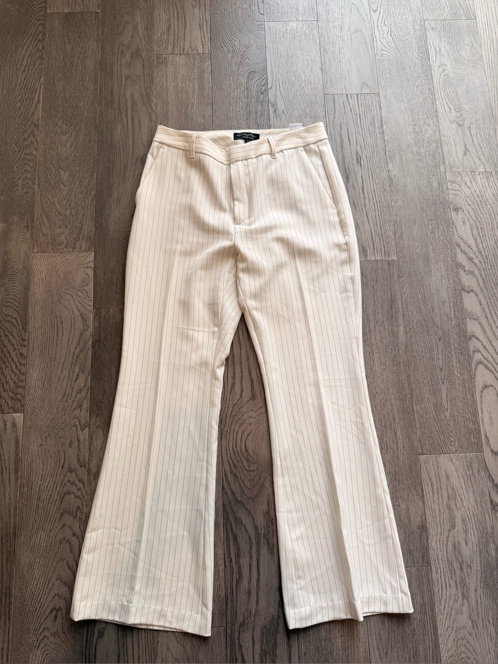 Banana Republic pinstriped off white pants. 6p